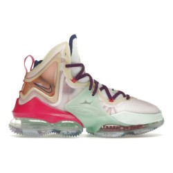 Nike LeBron 19 - Chaussure de Basketball Signature Haute Performance
