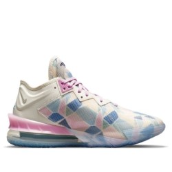 Nike LeBron 18 - Technologie d'Amorti Avancée Max Air et Zoom Air