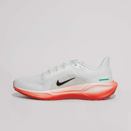 Nike Pegasus 41 - Design Ergonomique et Moderne
